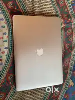 MacBook Pro i7 16gb 256 ssd