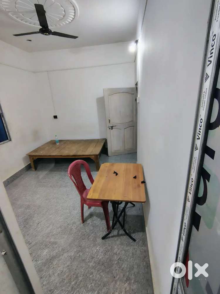 Double sharing room for student / 2000 per bed