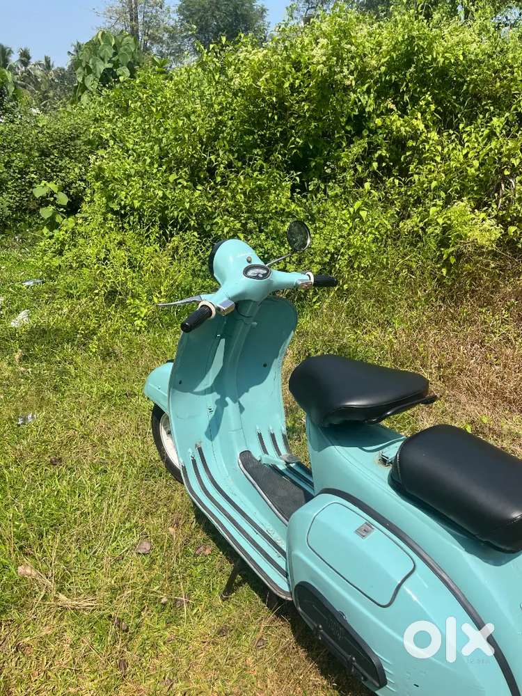 Bajaj chetak 12velectronic second owner 1990 model