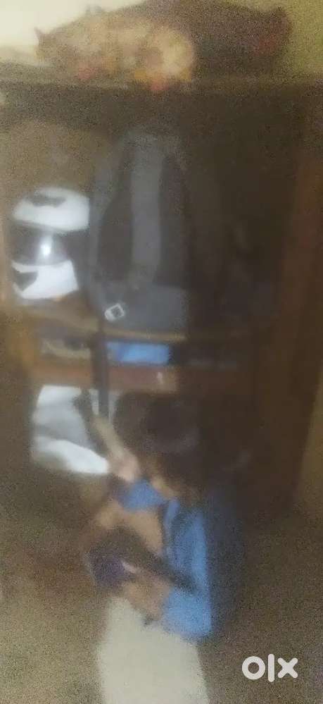 Made of wooden old but still good qulity urgenty sell