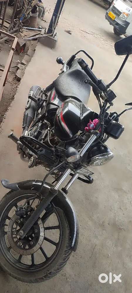 Bajaj Avenger