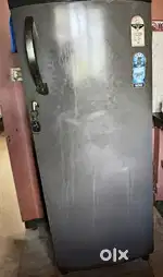 Whirlpool 310 Litter -Refrigerator in Excellent Condition