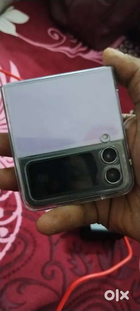 Z flip 4  brand new