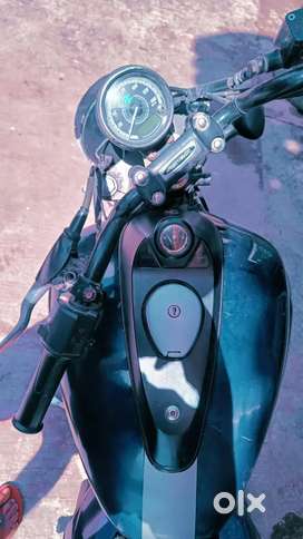 Bajaj Avenger