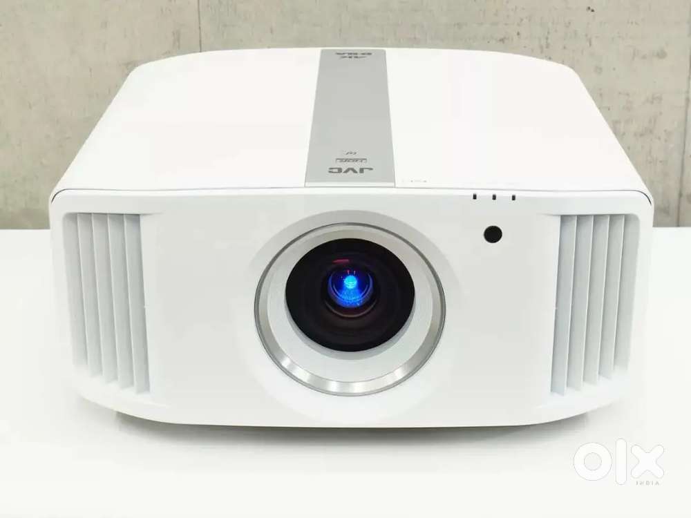 JVC DLA-V5(W) D-ILA projector