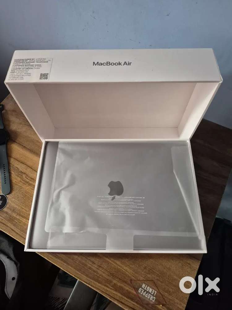 Apple-Macbook Air M1-NEW Condition-100% BH