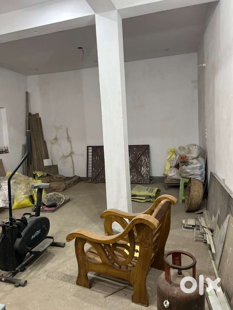 Personally space is there there is personal washroom is there