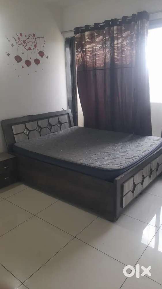 Beautiful 3bhk furnished independent Villa near Pushkardham,Kalawad Rd