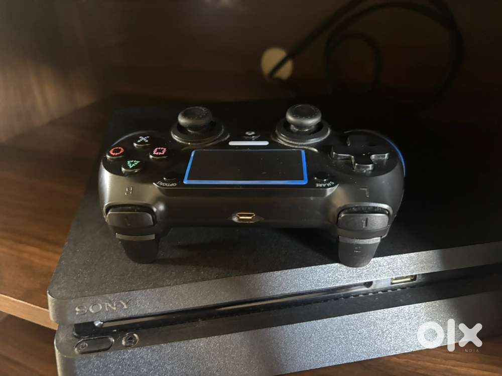 PS4 Slim 1.5TB