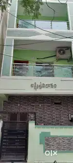 Duplex house with 3 bedrooms with well furnished wood work.
