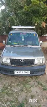 Toyota Qualis 2005 Diesel Well Maintained