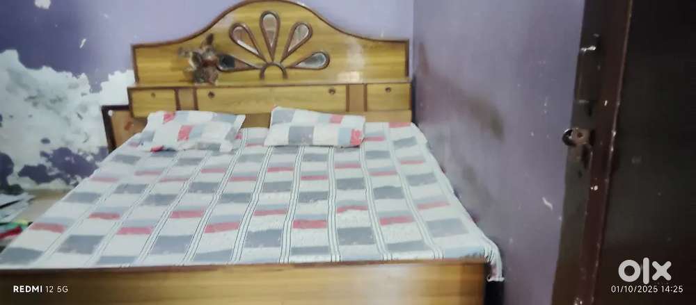 Double Bed