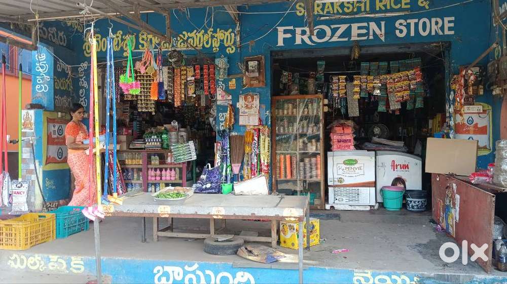 Shop for rent or lease 80 SFT (located on main road)