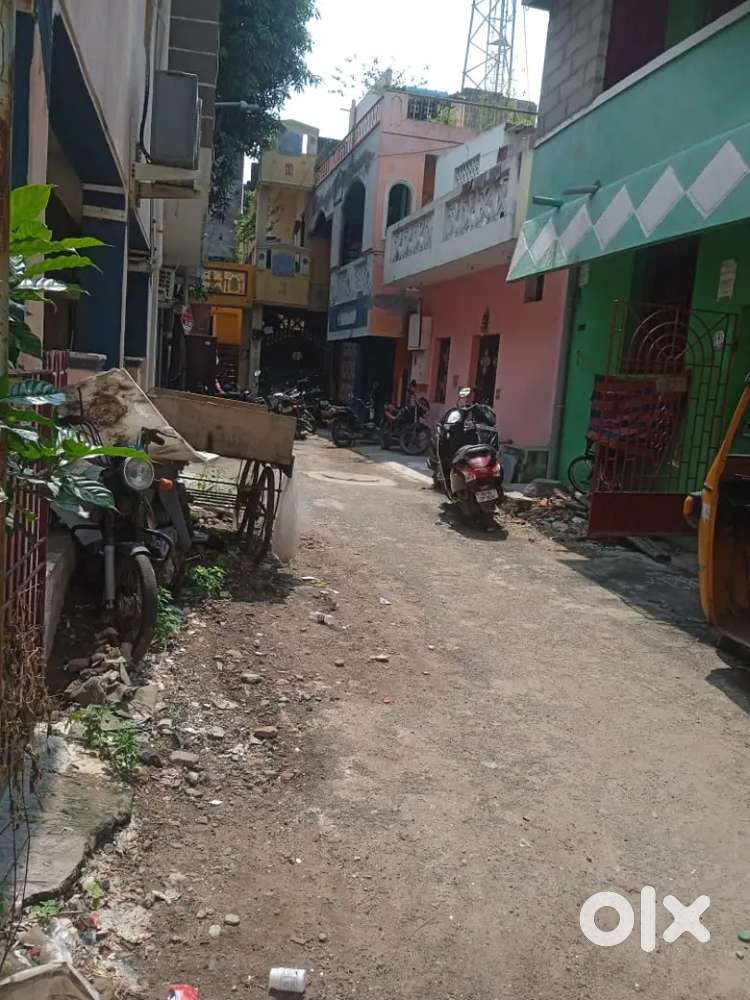 INDIVIDUAL HOUSE FOR SALE VYASARPADI NEAR MARKET