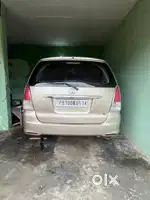 Toyota Innova 2012 Diesel Well Maintained