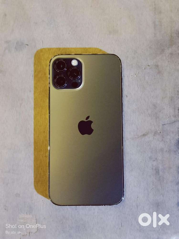 Iphone 12 pro and i watch series 1