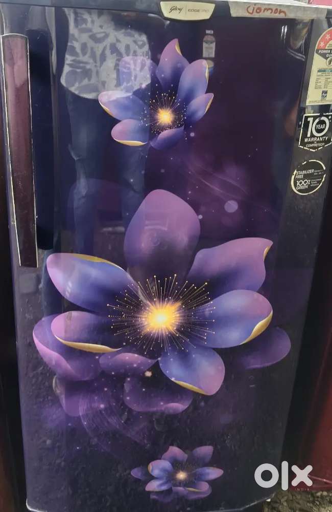 LESS USED HIGH QUALITY REFRIGERATOR AVAILABLE
