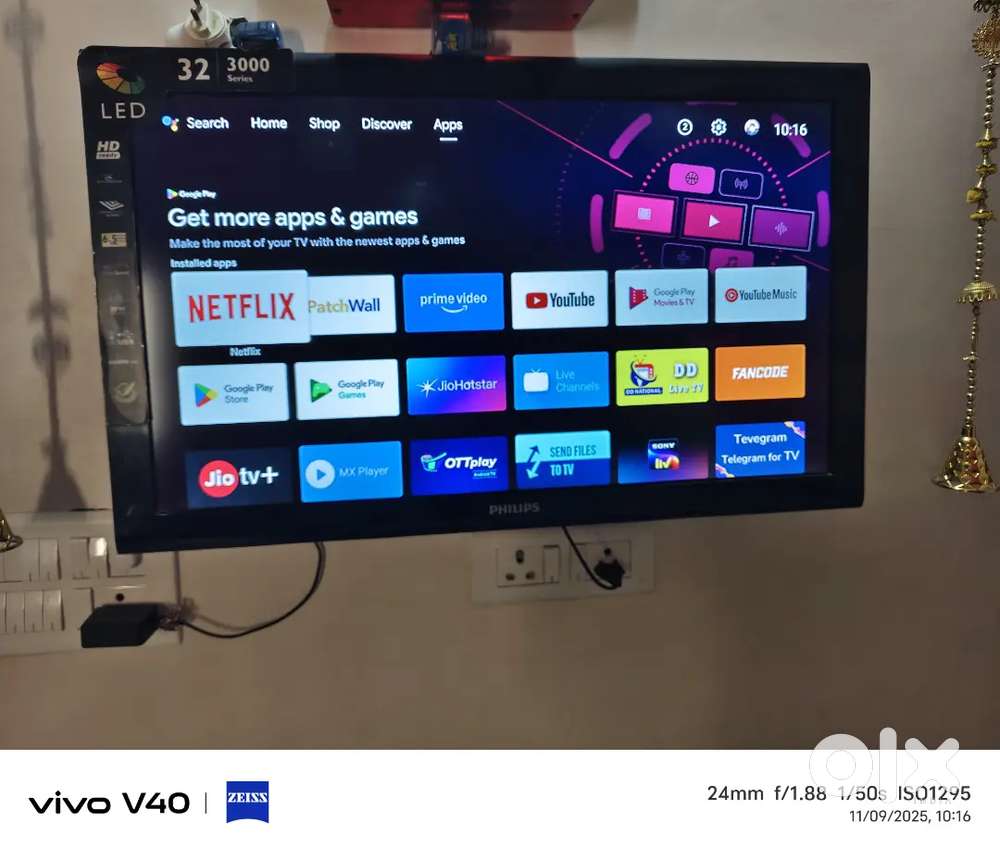 PHILIPS LED 32 INCHES