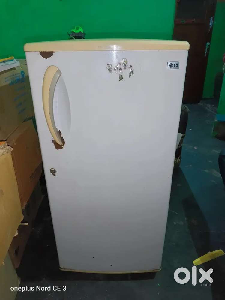 Urgent sale my refrigerator LG
