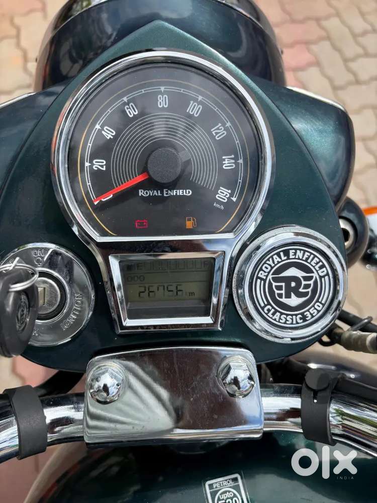 2024 model classic 350, less used vehicle, 2700kms drive only.