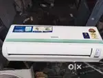 Samsung 1 ton split ac is good condition