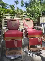 Chairs for beauty parlour