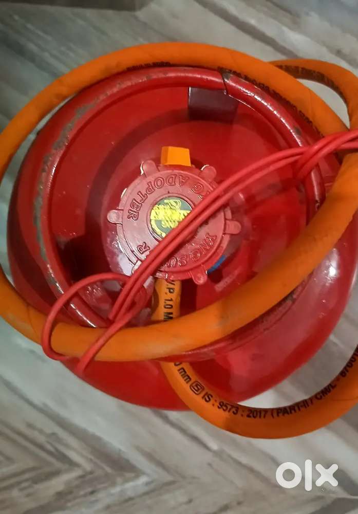 Gas cylinder