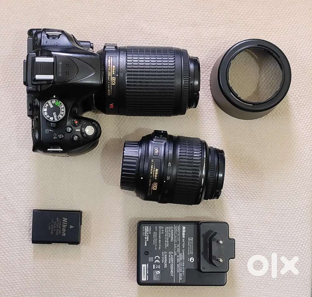 Nikon D5200 DSLR Camera for Sale - Excellent Condition!