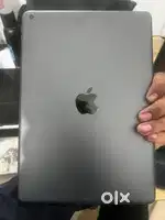 Ipad 7th gen with apple pencil mint condition