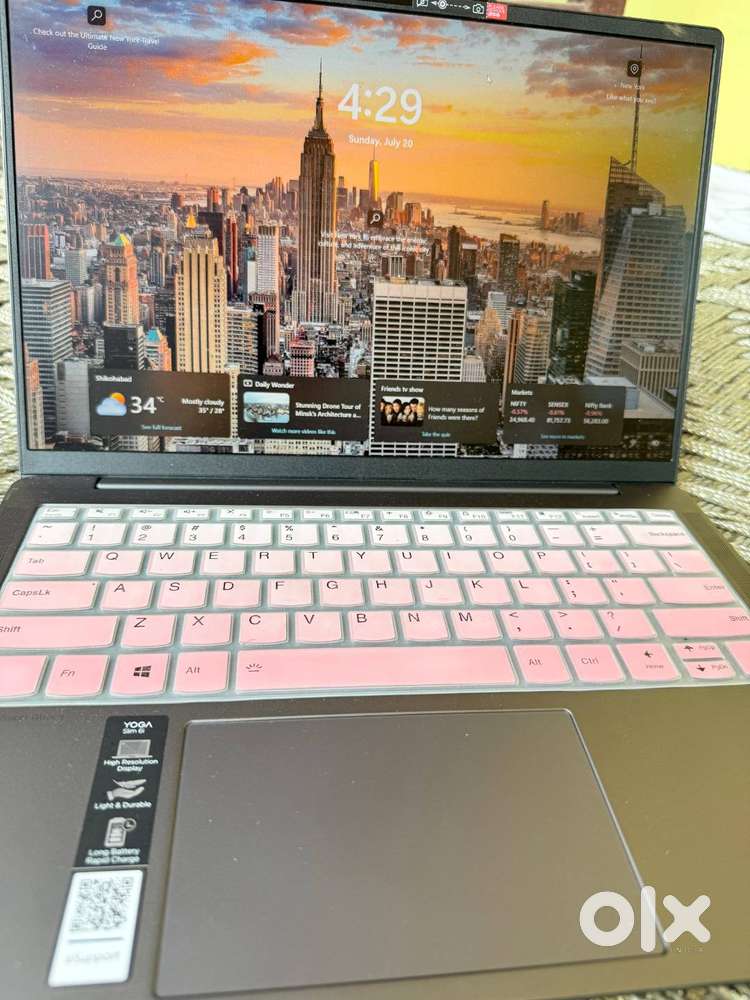 Lenovo Yoga Slim 6 12th Gen Intel Evo Core i5 1240P 14