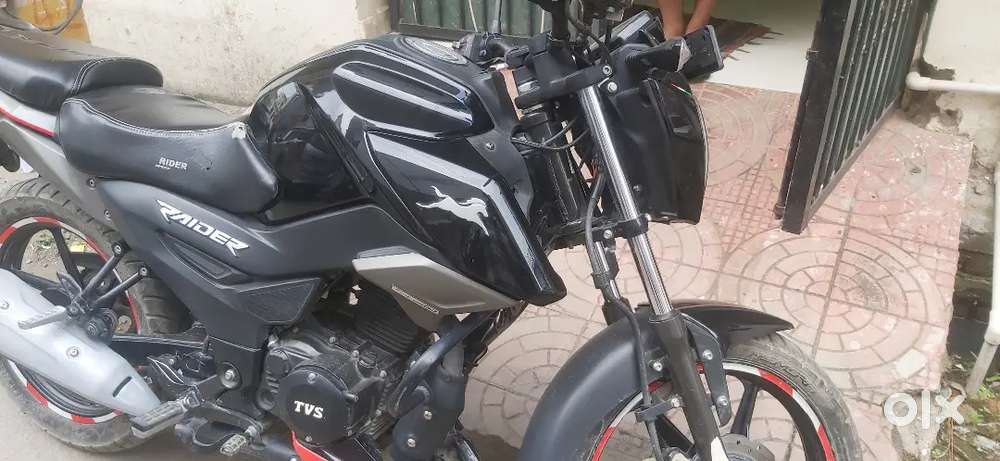 Raider just like new good condition without scratches