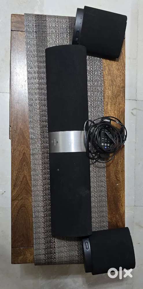 Philips Fidelio Speakers