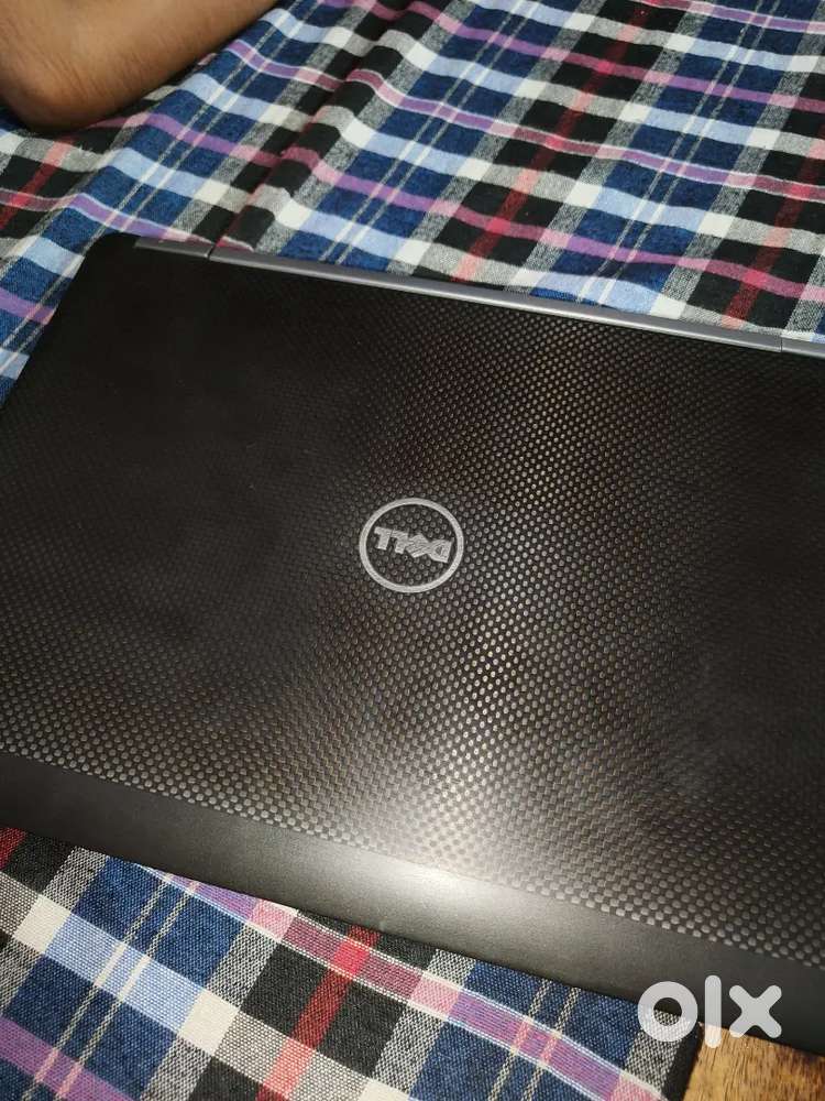 Laptop Dell screen damage