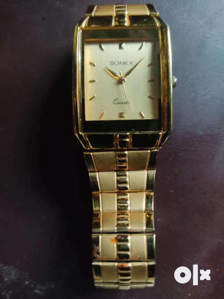 Sonex gold plated gents watch Good condition