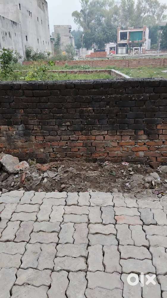 Plot for sale Dakhil kharij 1500 sqf Janki puram janki vihar