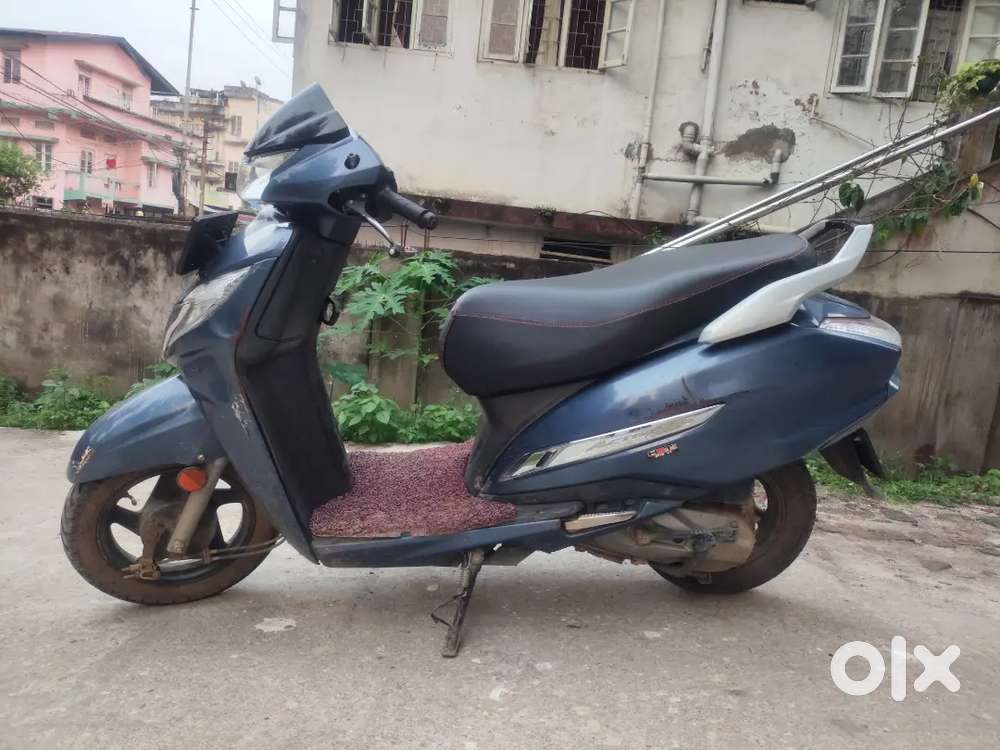 Honda Activa 125 scooty is on showroom condition.Bit negotiable