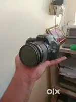 Canon EOS 200D