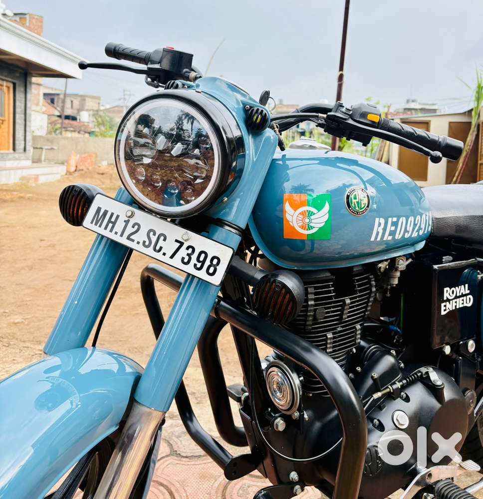 Royal Enfield Classic SIGNALS AIRBORNE BLUE Bullet, BS-4,