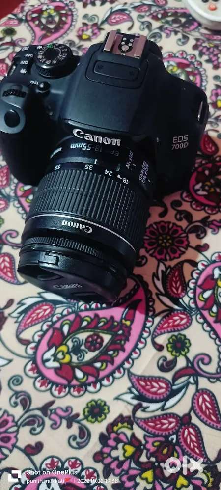 Canon eos 700d