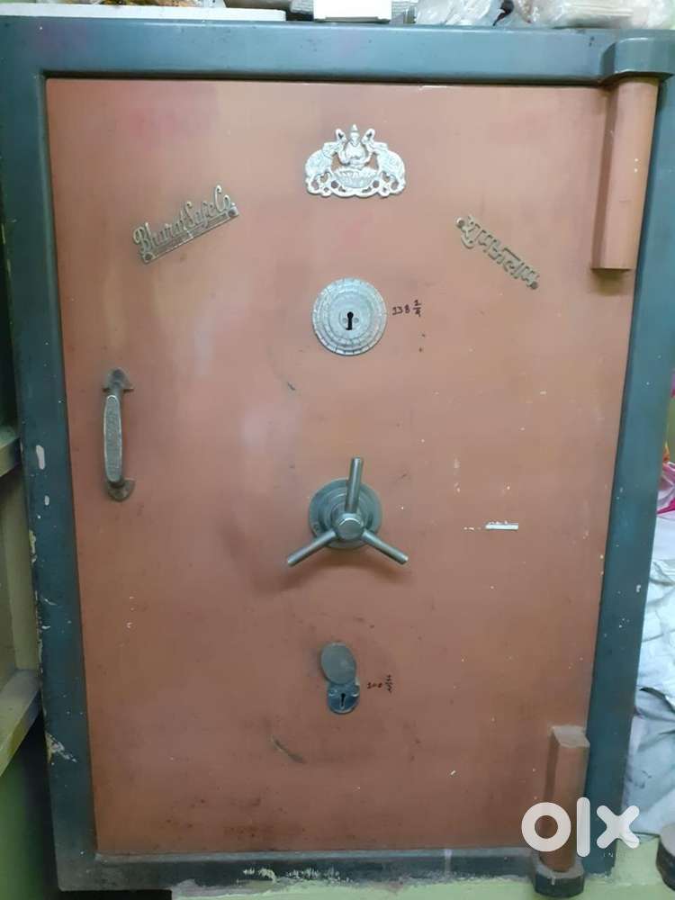 Tijori (Safe Locker)