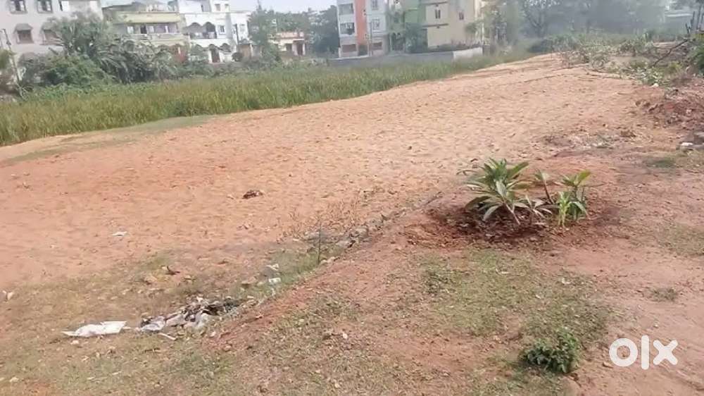 Selling 2.5 gonda land