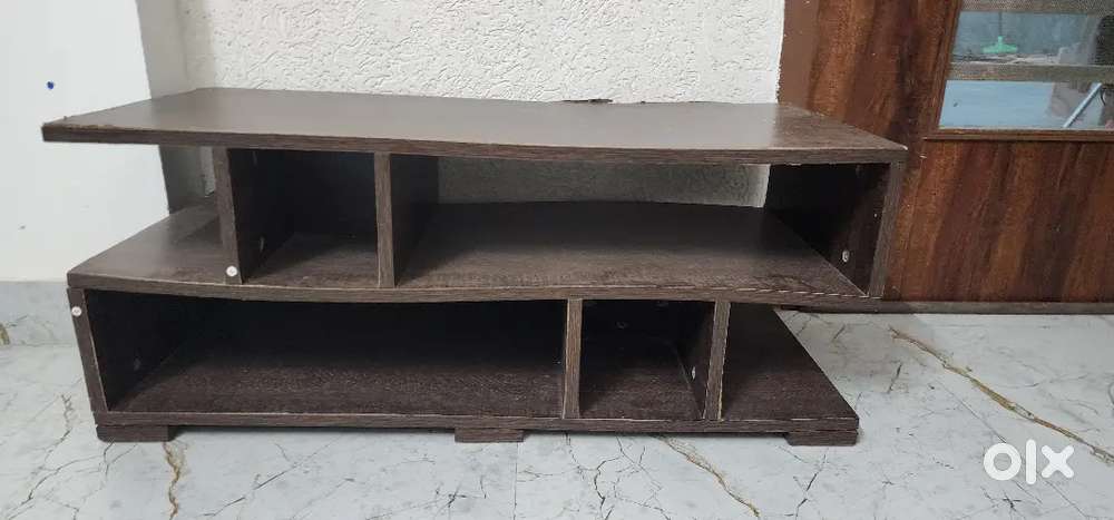 Center table