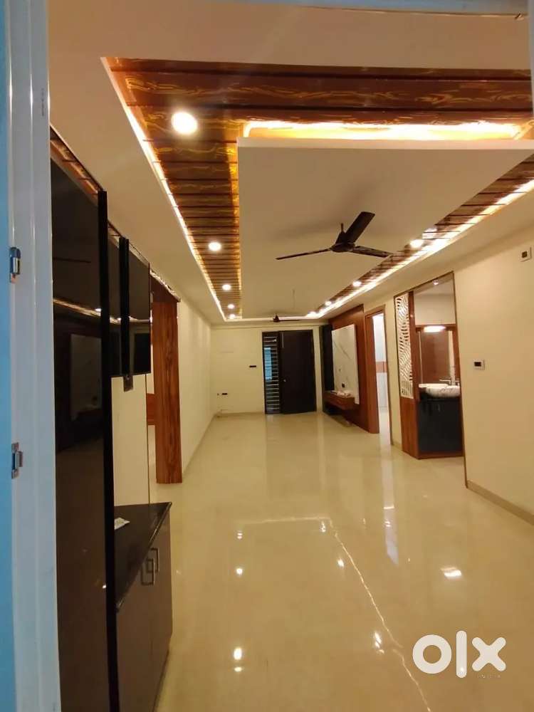 3BHK semi furnished flat for rent