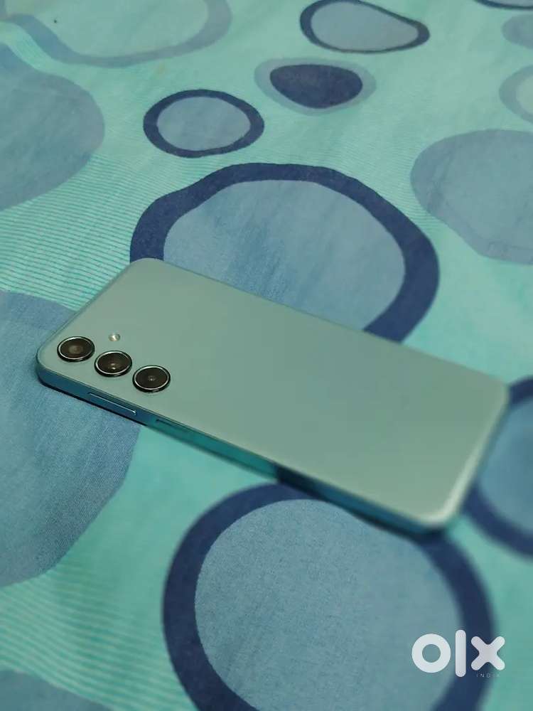 SM m35 8gb ram, 128 gb rom