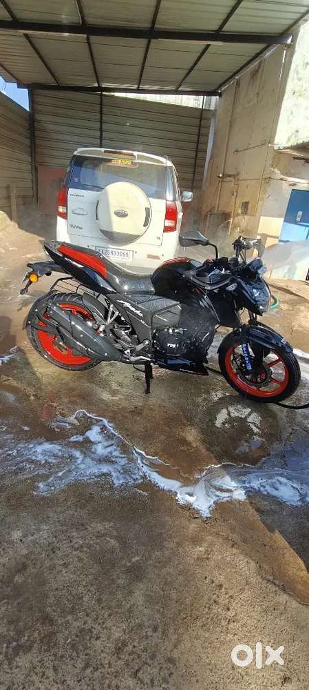 Urgently selling TVS Apache RTR apache 160 4V and ismart hero