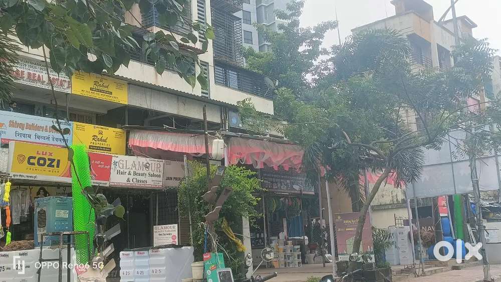 1525 sq ft shop For Rent