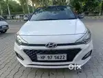 Hyundai i20 Sportz 1.2 MT Dual Tone, 2020, Petrol