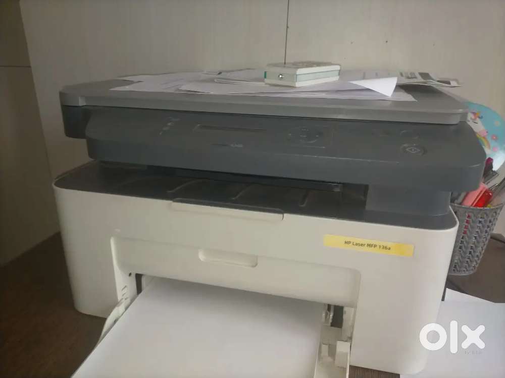 HP leaser MFP 136a printer