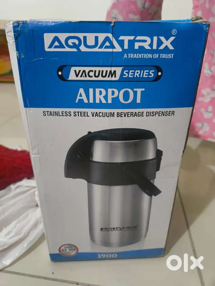 Ice box and tea pot apvanu che