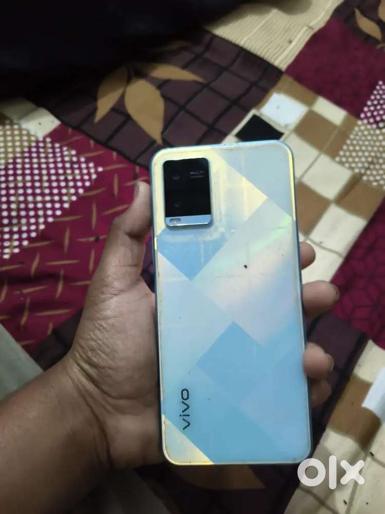 Vivo y21g white colour all original all ok 64gb storage